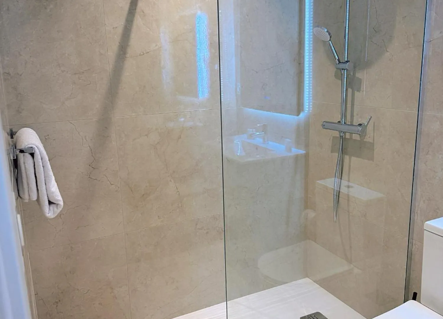 2 Bed Apartment In Benavista إِستيبونا